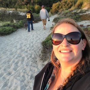 Meet your Posher, Lisa